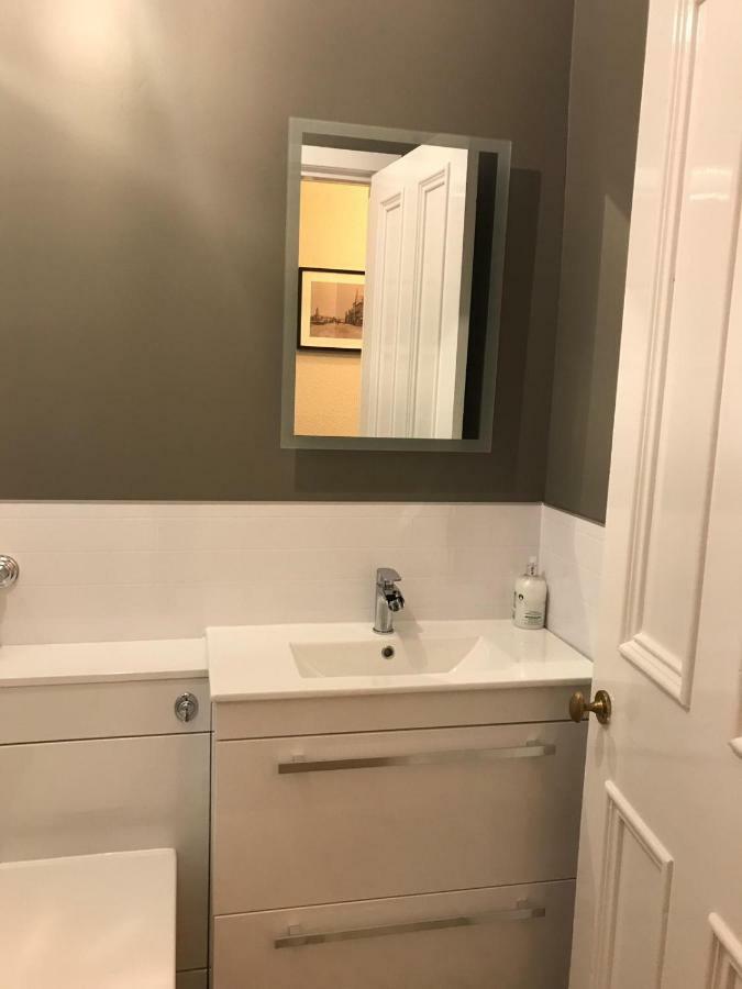 Argyll Square Apartment Oban Bagian luar foto